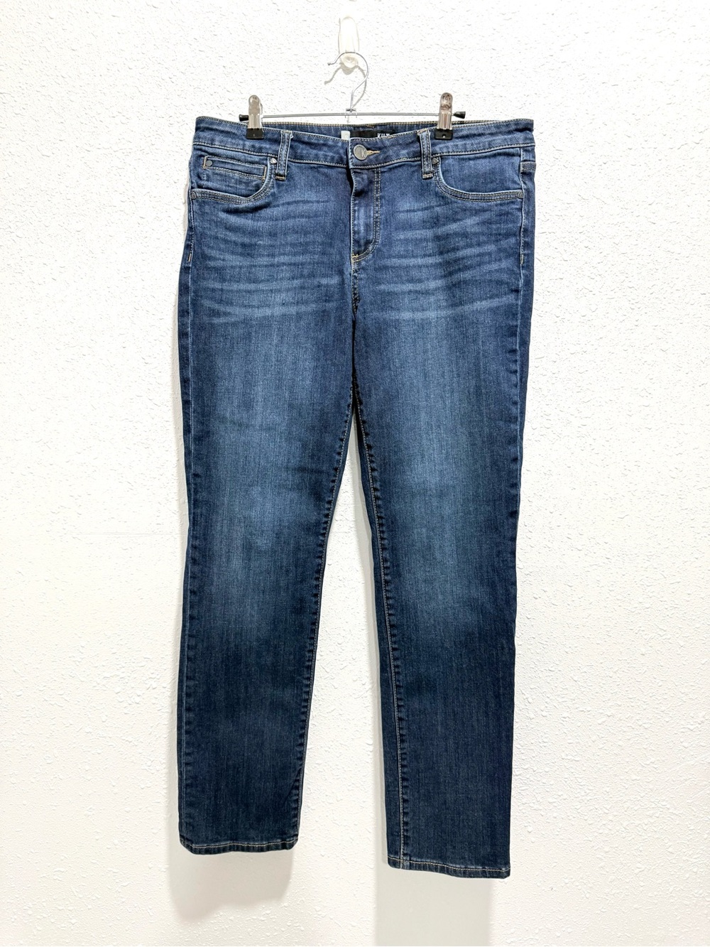 Kut from the Kloth boyfriend cotton spandex Jeans Classic Blue Wash 12